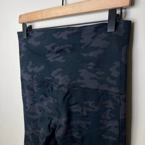 Spanx Look at Me Now Seamless XL Leggings FL3515 Black‎ Camo Ankle High-Rise - Picture 8 of 10